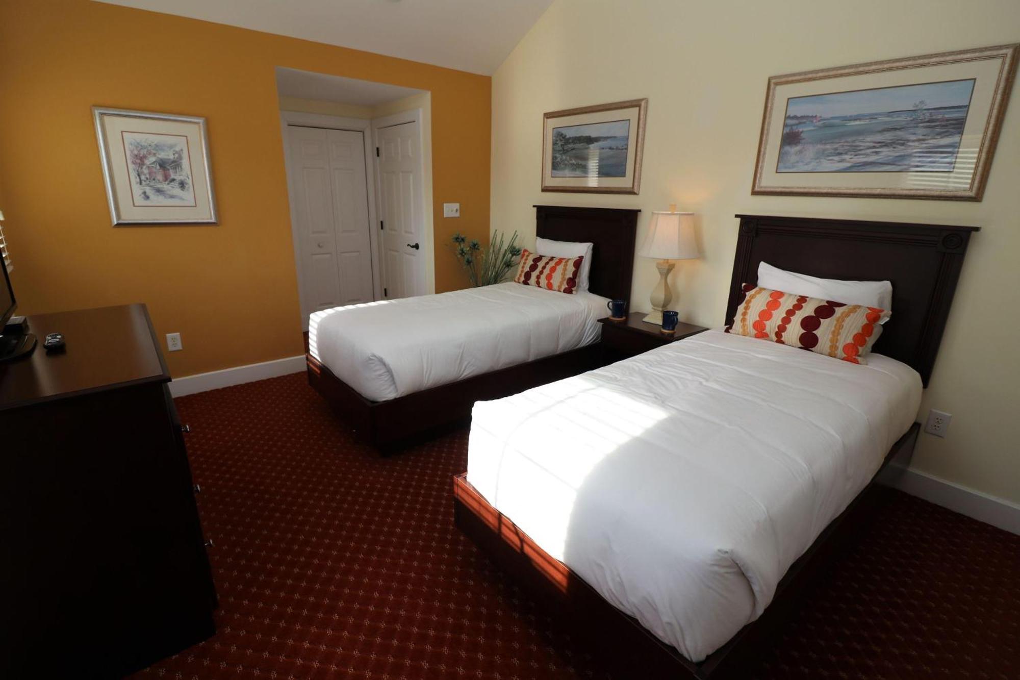 Kings Creek Plantation By Tripforth Williamsburg Room photo