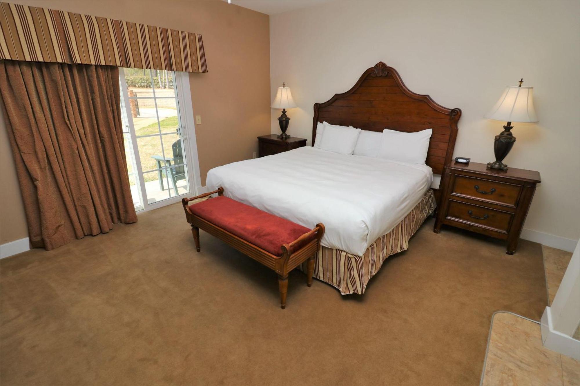Kings Creek Plantation By Tripforth Williamsburg Room photo